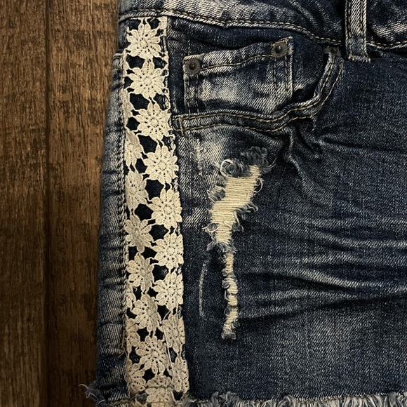 Mossimo Supply Co Jean Shorts - Picture 3 of 4